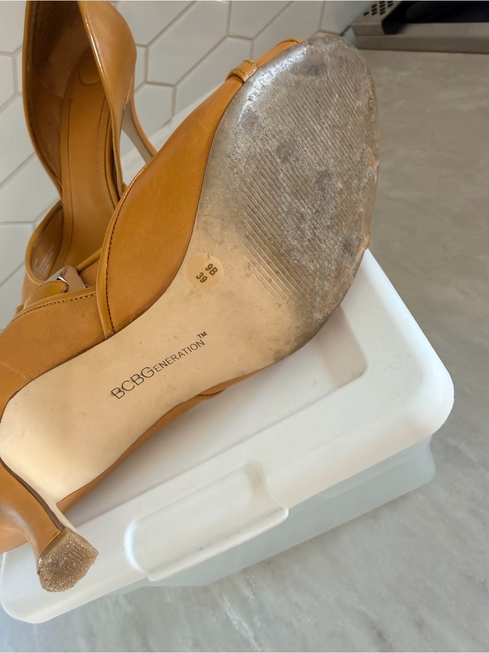 BCBGeneration 
Tan Open-Toe Leather Heels with Decorative Buckle - Picture 4 of 5